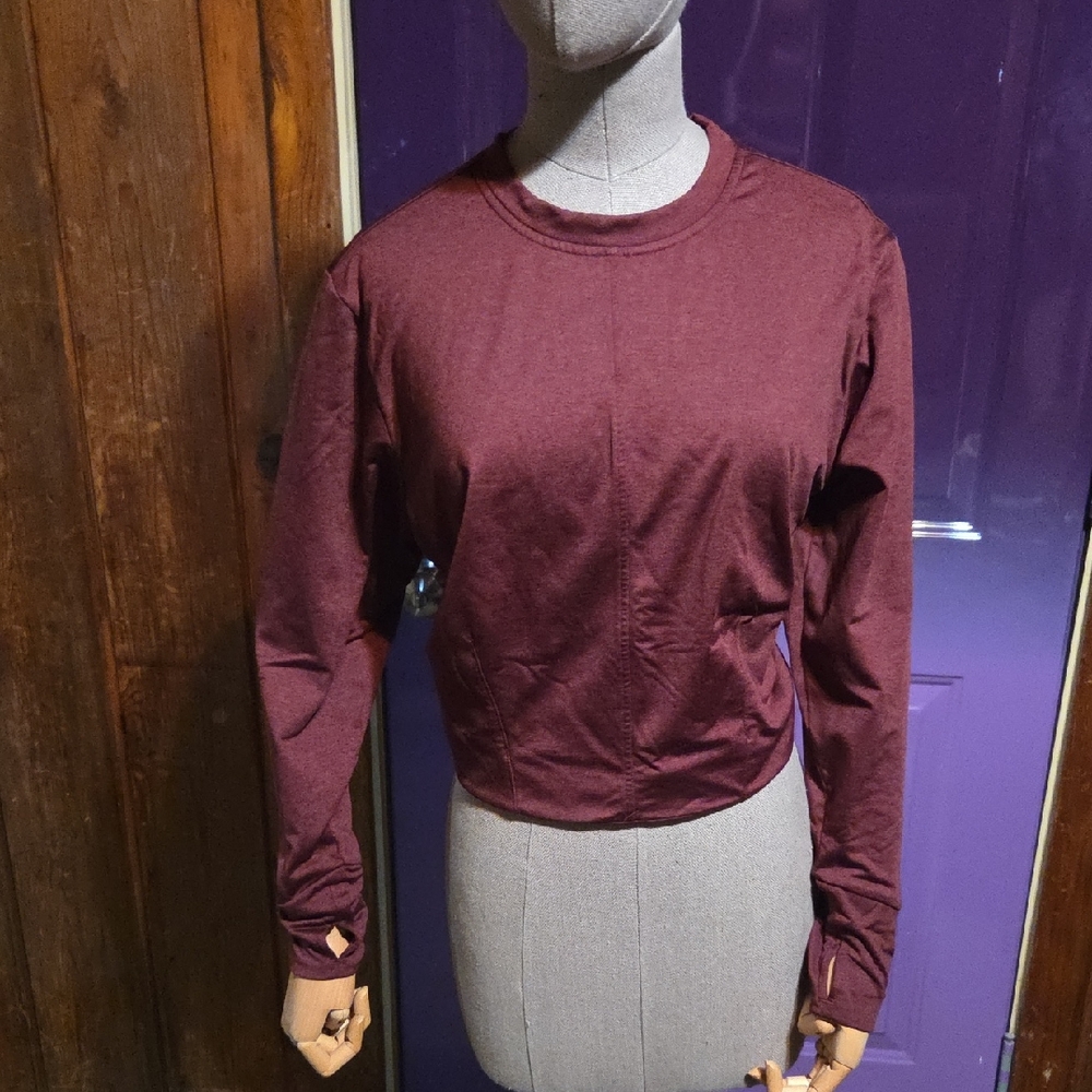 S Fall Maroon Athleisure Shirt. Long Sleeves, Fleece Lined, Cropped